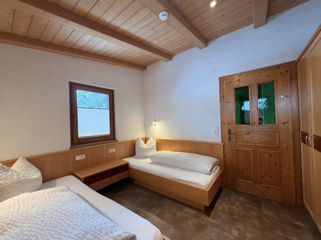 Apartment 401 img 0247